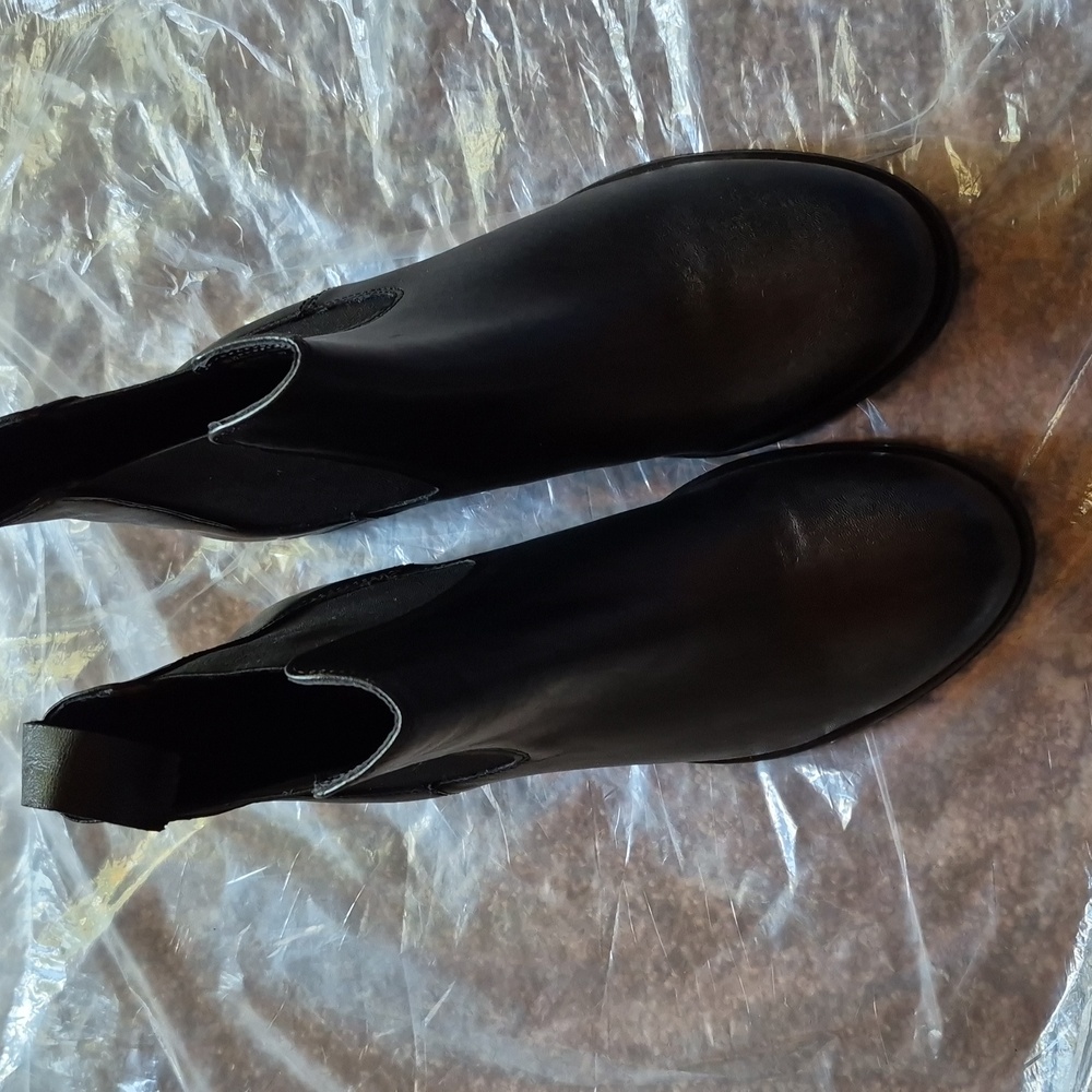 Madison Black Leather Womens Boots